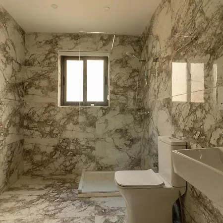 Penthouse With 3 Bedroom * Luqa