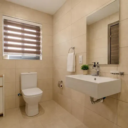 公寓 Penthouse 6 With 3 Bedroom *