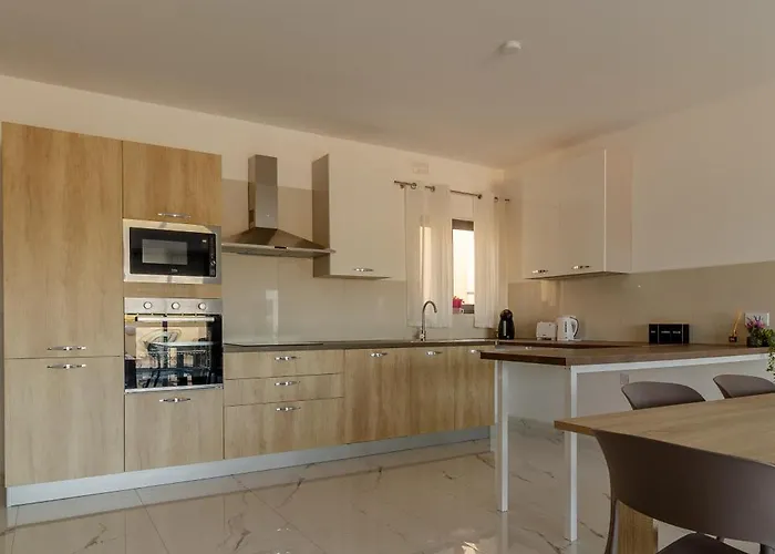 Penthouse 6 With 3 Bedroom