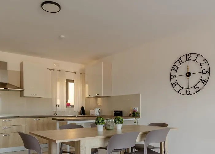 Apartment Penthouse 6 With 3 Bedroom